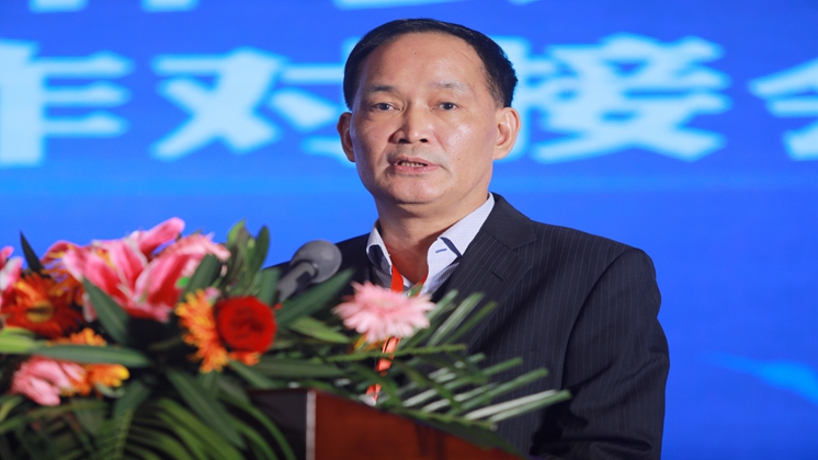 【開放郴州·相約湘臺會】市委副書記、代市長吳巨培為炬神電子點贊，公司董事長楊譓鵬大會發(fā)言